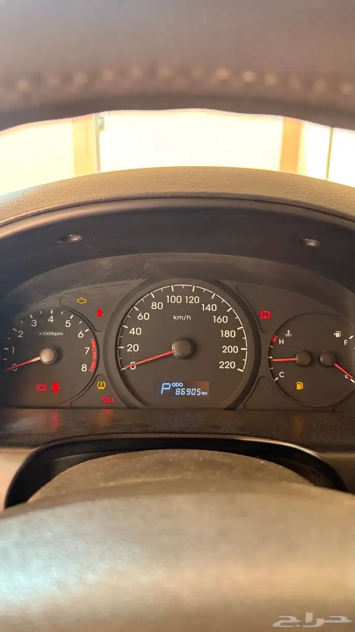 سيارة عائلية من نوع هونداي H1 2020 8