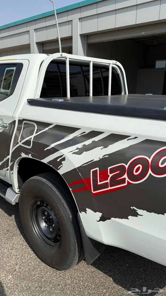 ميتسوبيشي L200 10