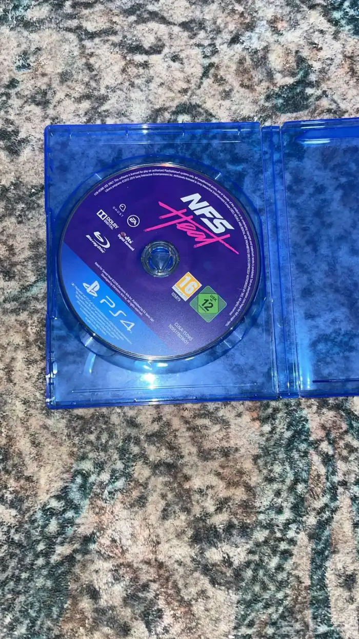شريط سيارات جديد ونظيف 0