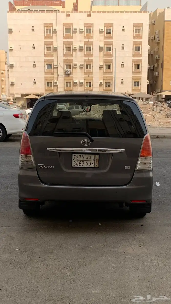 تيوتا انوفا موديل 2010 6