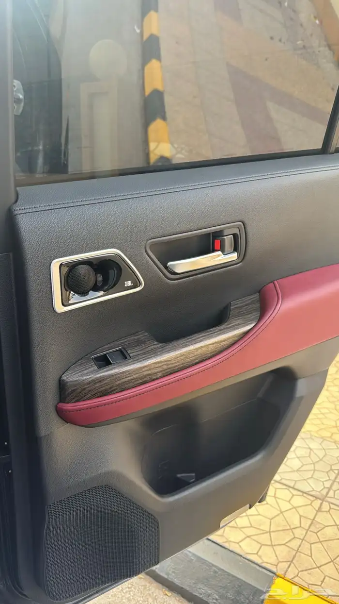 لاندكروزر 70 عام VXR 18