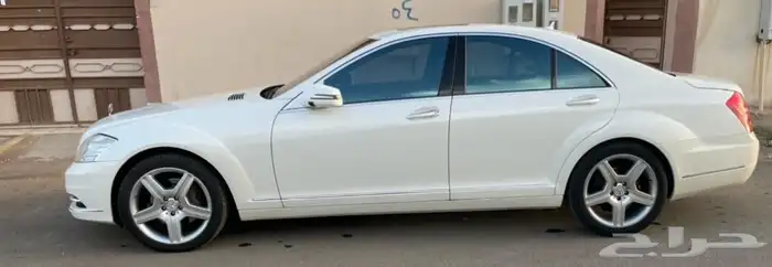 للبيع مرسيدس مديل 2010 3