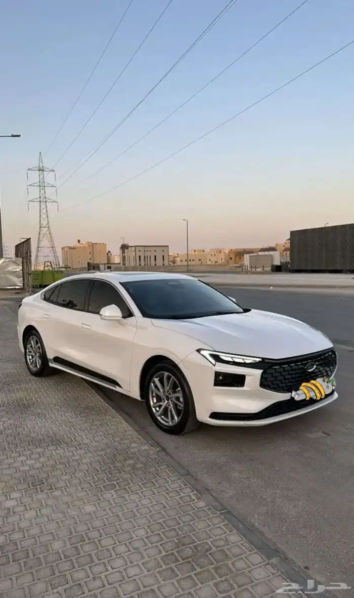 فورد تورس 23 إماراتي نص فل 3