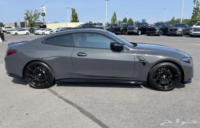 2025 BMW M4 Competition سعر جدا منافس 4
