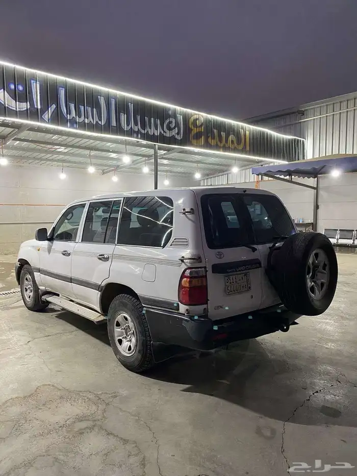 لاندكروزر جي اكس موديل 2001 9