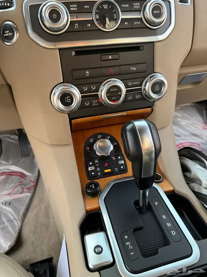 لاند روفر LR4 2013 67
