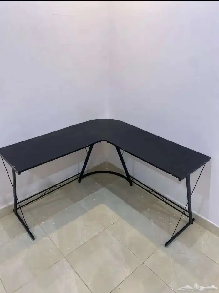 طاولة قيمنق 0