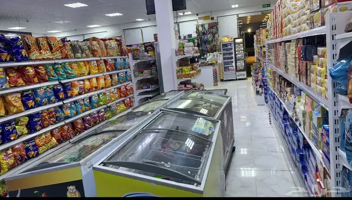 بقالة للبيع بجميع اغراضها 2