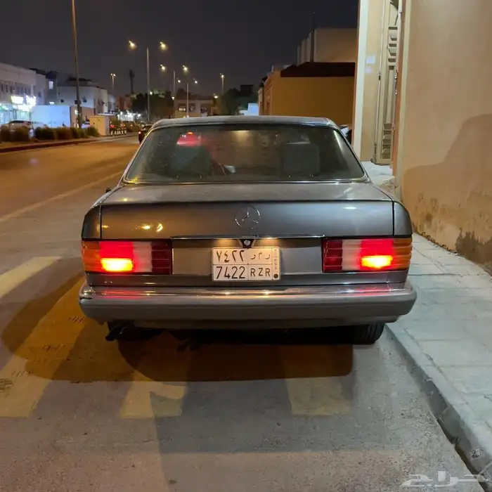 للبيع مرسيدس SE300 موديل 90 32