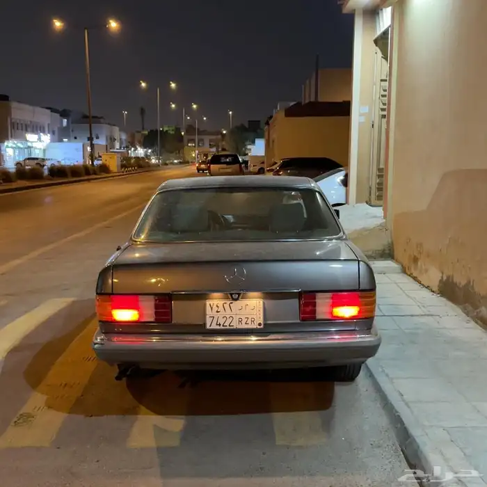 للبيع مرسيدس SE300 موديل 90 33