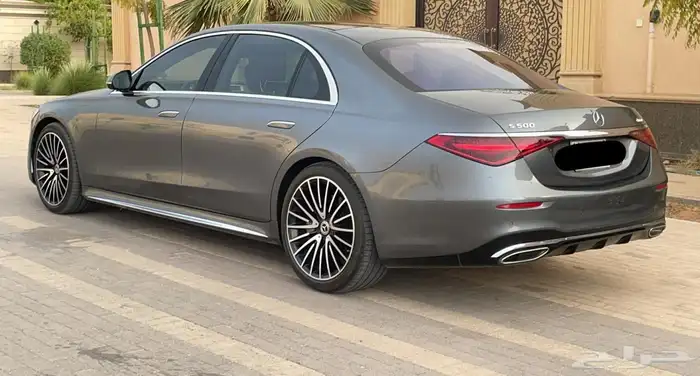 مرسيدس 2023 S 500 شاشات فل كامل 7