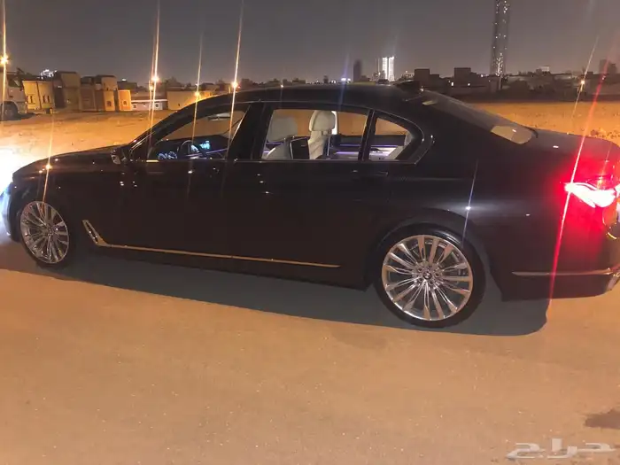 للبيع بي ام دبليو 2016 - 750 li 3
