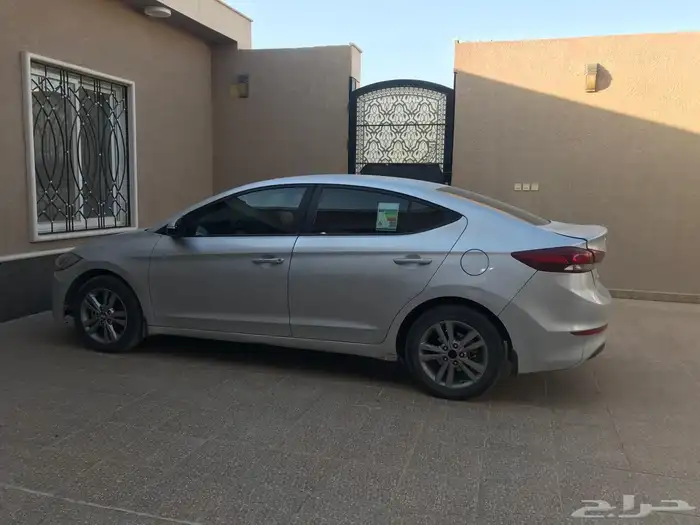 للبيع انترا 2018 0