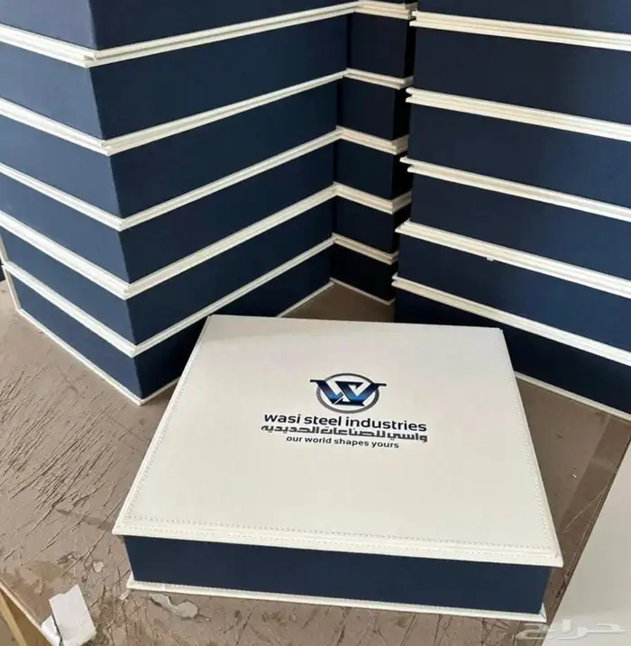 حقيبة و بوكس الموظف شنط جلد للشركات والجهات الحكومية 3