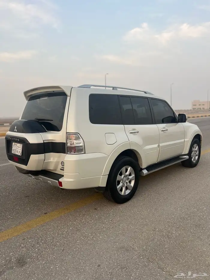 للبيع باجيرو 2020 4