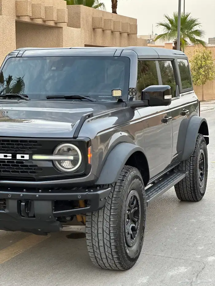 برونكو وايلد ترك  6 سلندر ( بدي وكاله ) ماشي 93 1