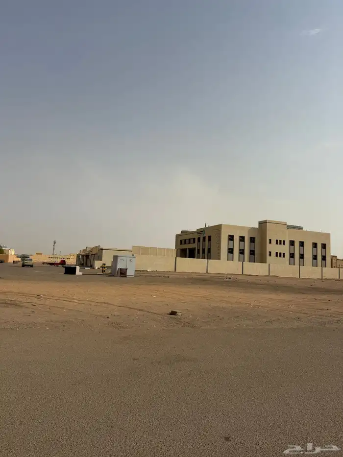 مطلوب شقتين او دور وشقه في القادسيه 1 للايجار 0