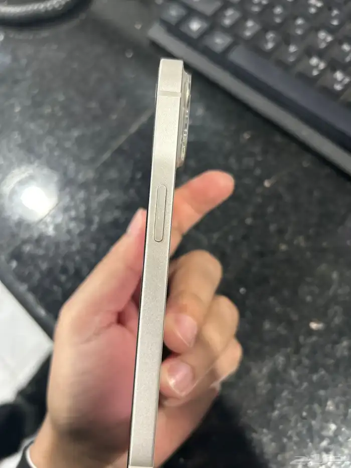 ايفون للبيع 4