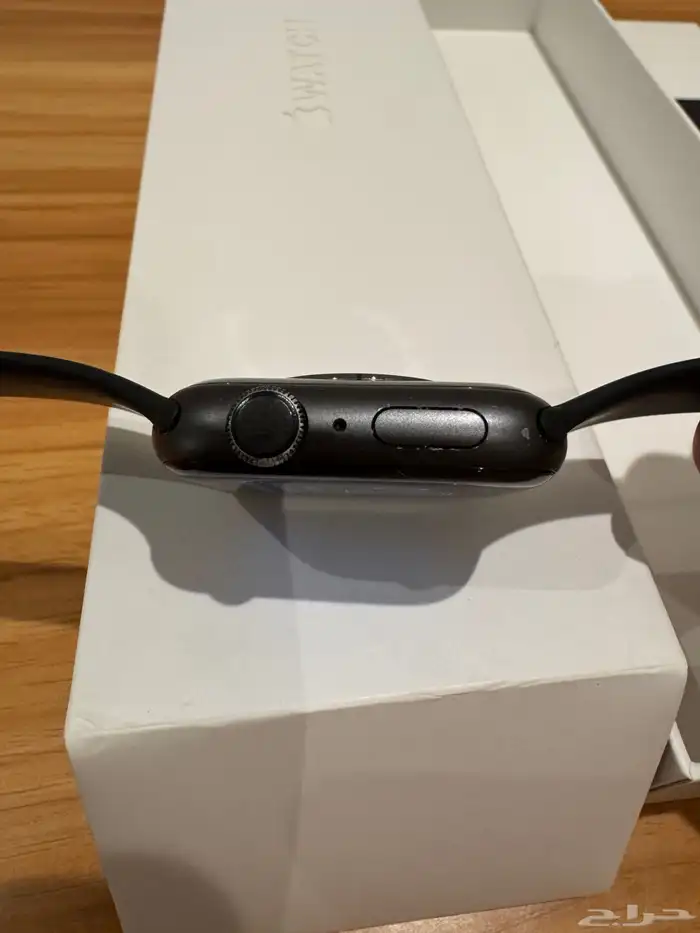 للبيع ساعة ابل Watch Series 4 في رابغ بسعر 400 ريال 1