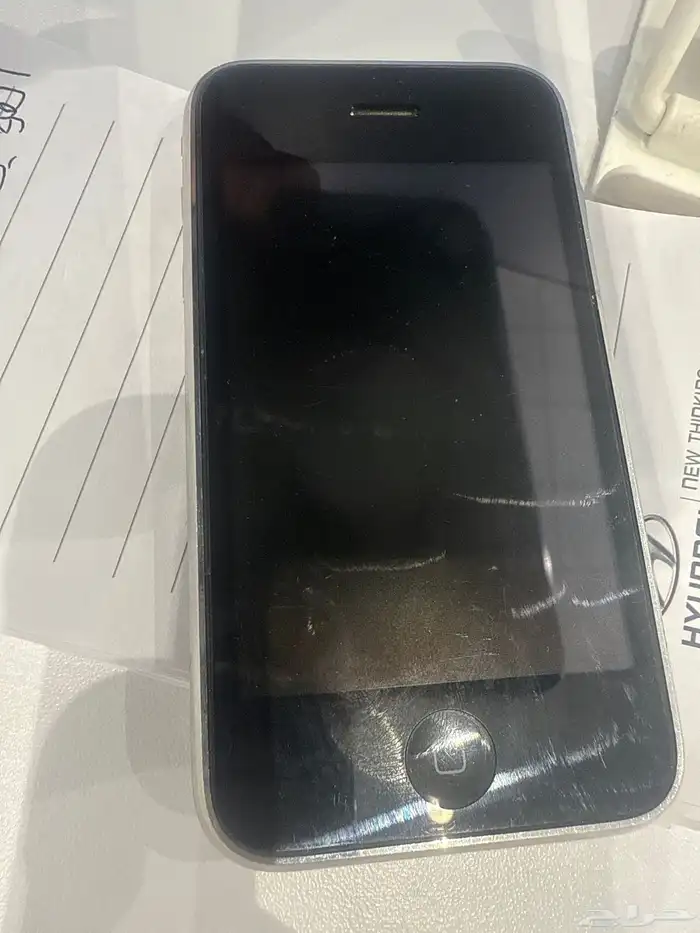 ايفون 3. 2