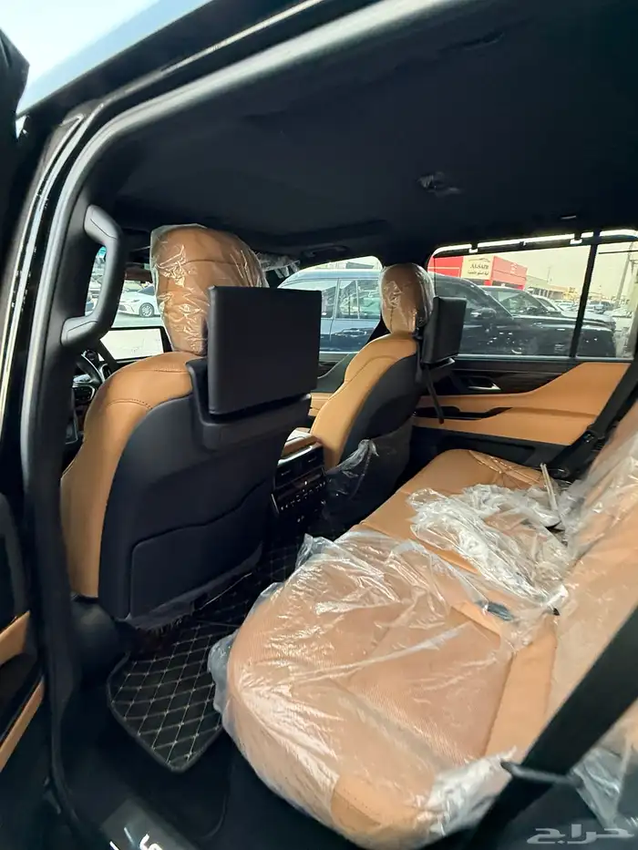 لكزس 2023 LX600 عداد 38 الف سعودي فل BB 17