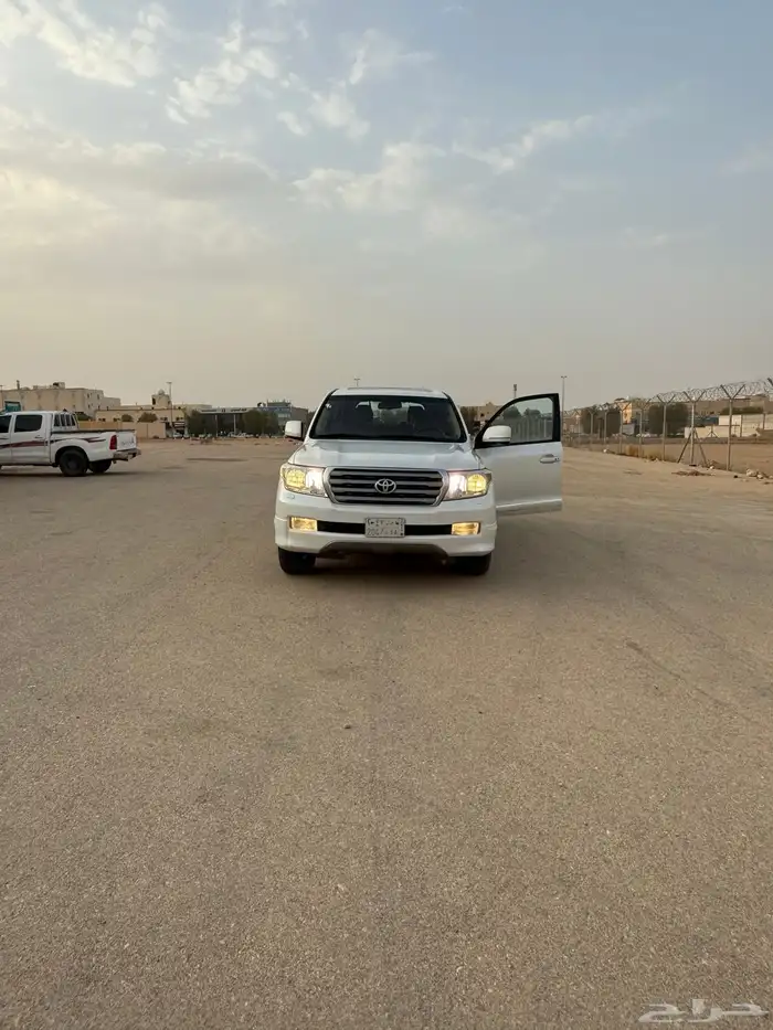 لاندكروزر VXR 2009 12