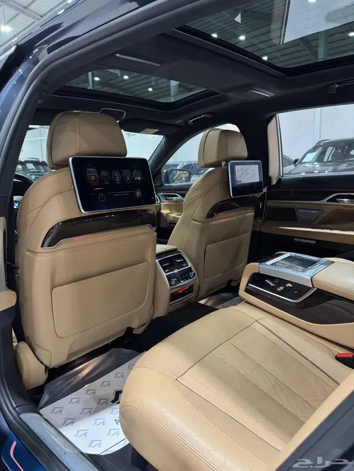 بي ام دبليو 740LI موديل 2016 فل كامل مستعمل 10