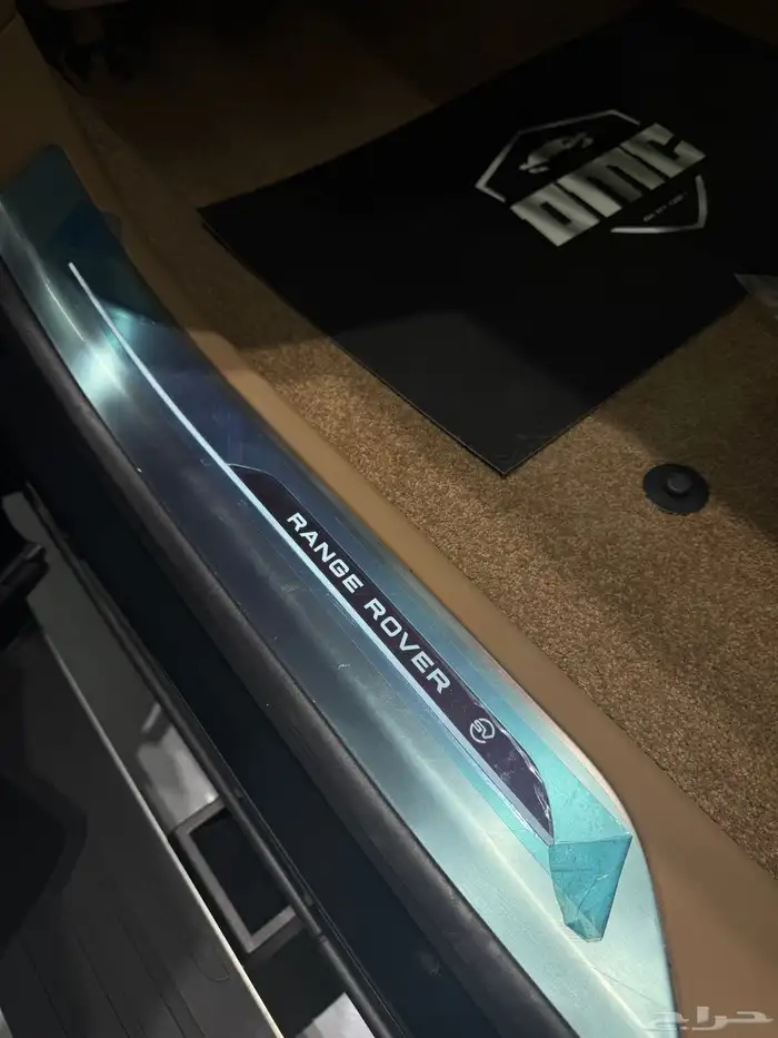 رنج روفر SV 2025 جديد بسعر خاص 17