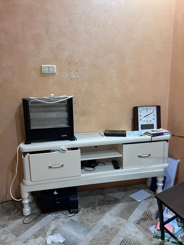 أثاث للبيع بحالة جيدة جدا 1
