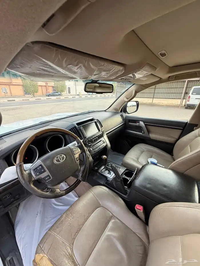 لاندكروزر VXR 2009 28