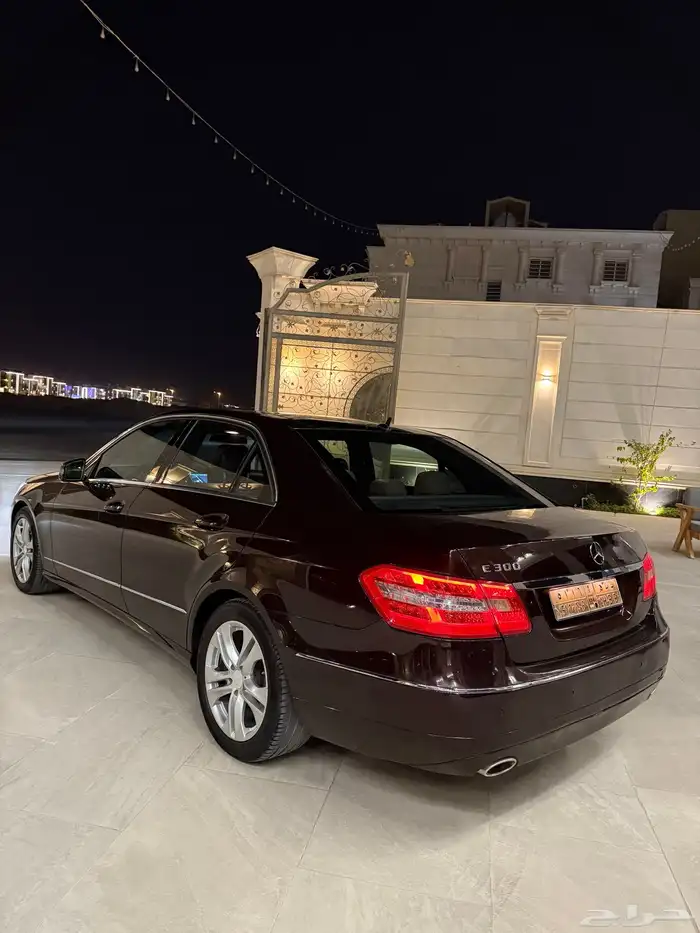 مرسيدس C300 2010 للبيع 4