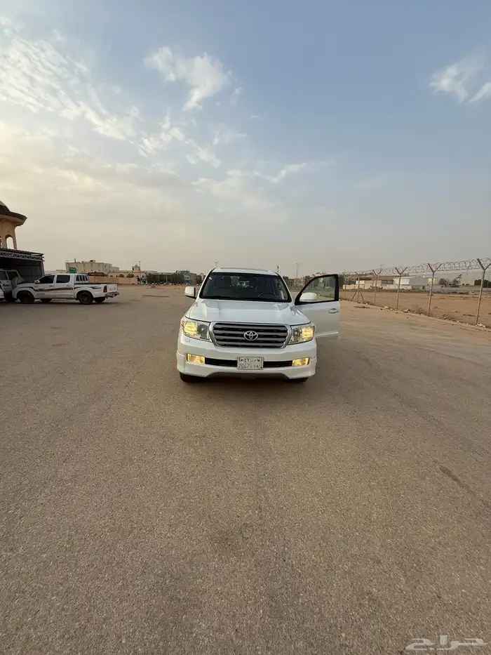 لاندكروزر VXR 2009 11