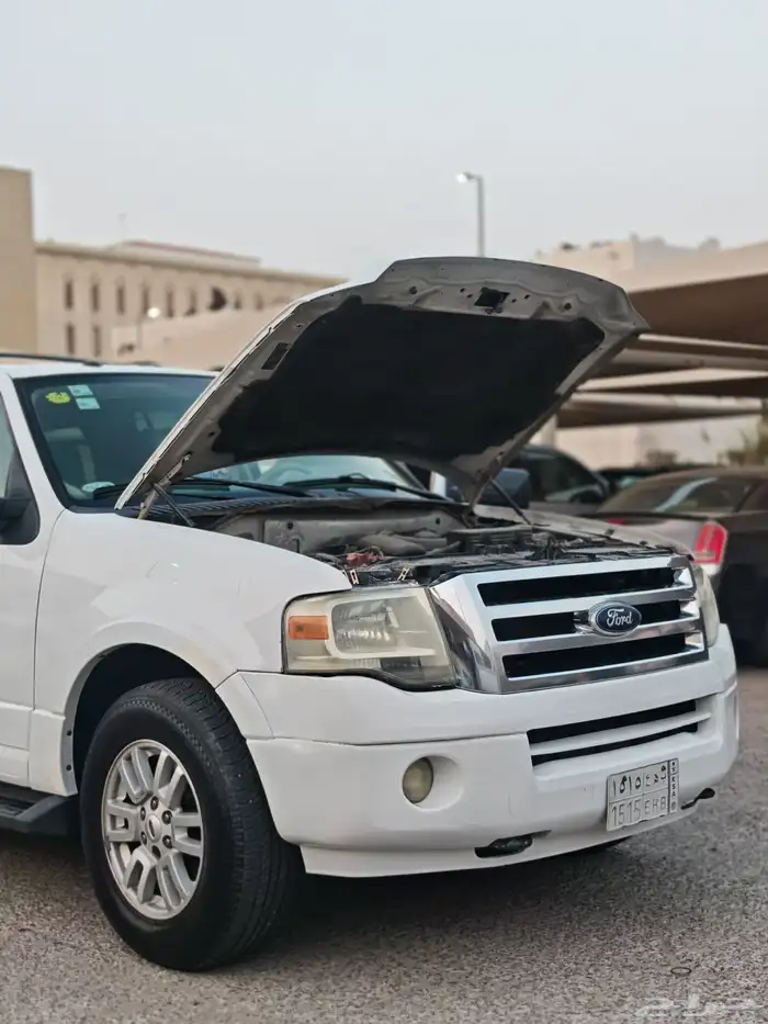 فورد اكسبيدشن 2011 XLT ممشى قليل 44