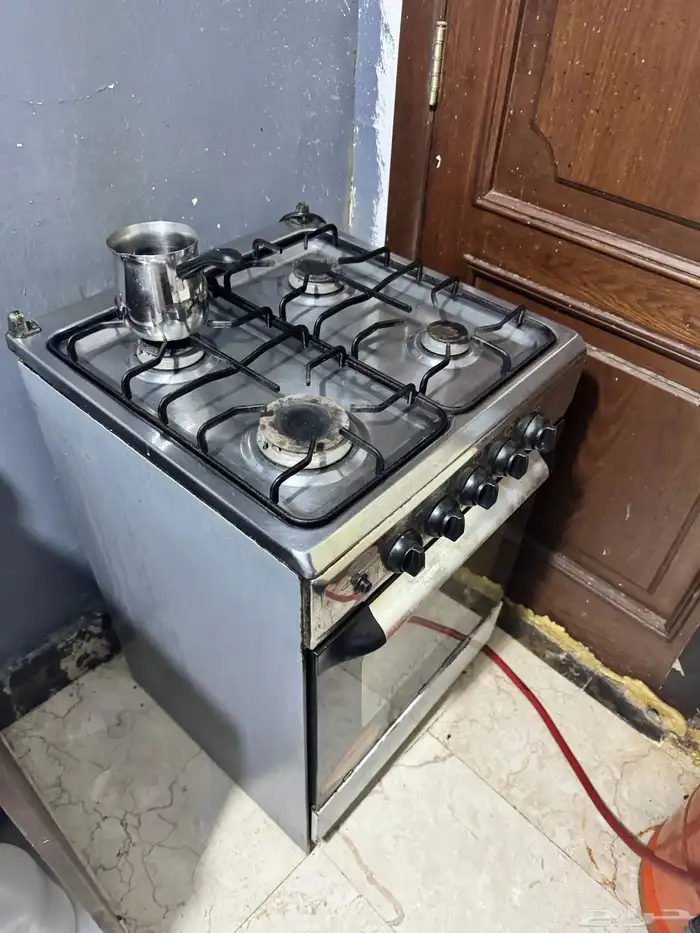 بوتاجاز وتلاجه صغيره وديب فريزر 200 لتر للبيع 0