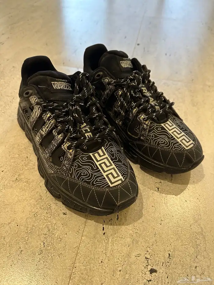جزمة فيرزاتشي اصليه - Versace sneaker original 2