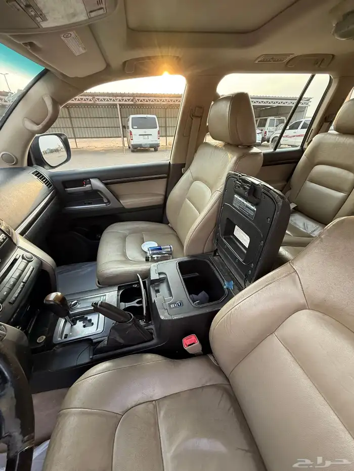 لاندكروزر VXR 2009 21
