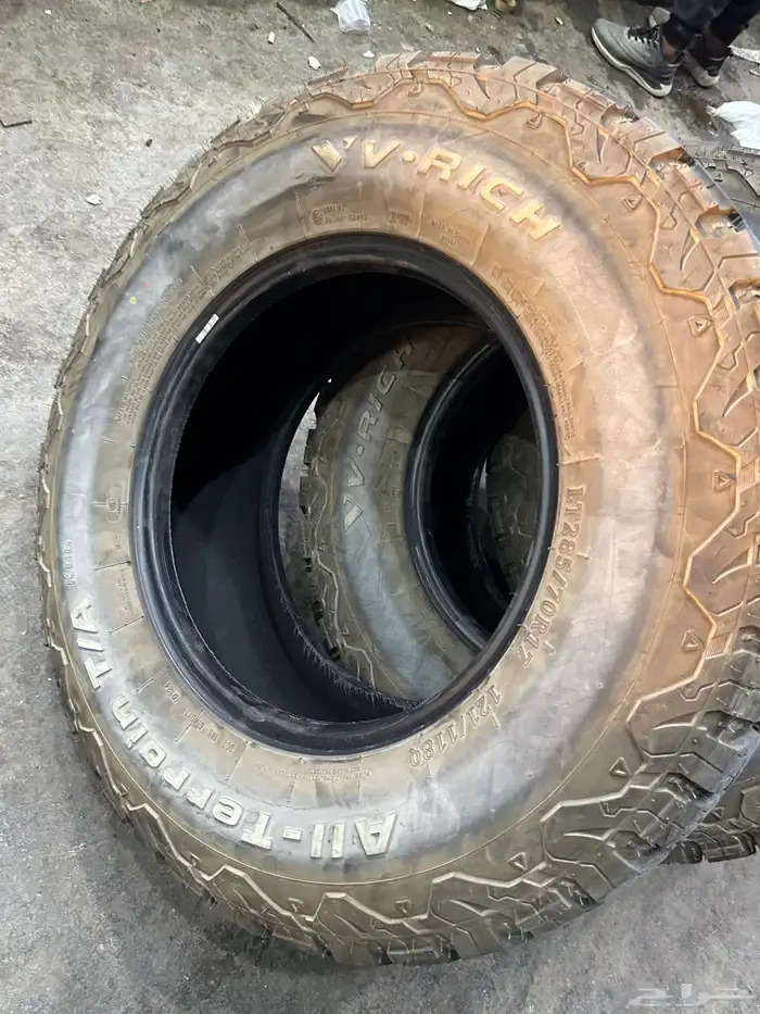 كفرات فيرتش حجري مقاس 285 70 17 8
