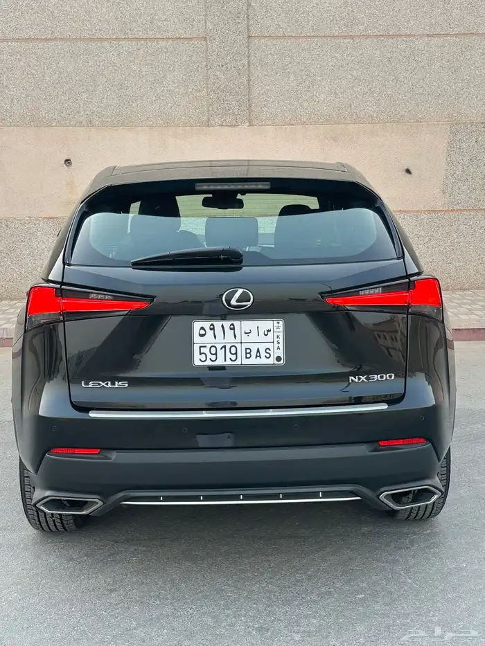 لكزس NX300 2020 3
