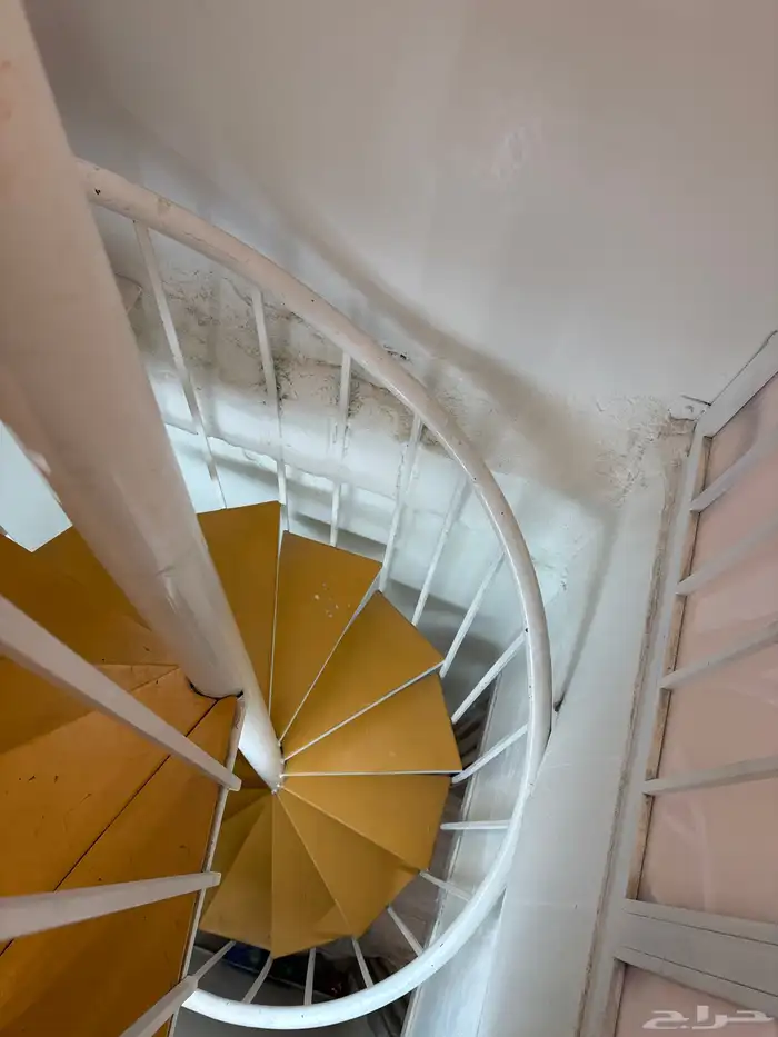 درج حديد حلزوني 1