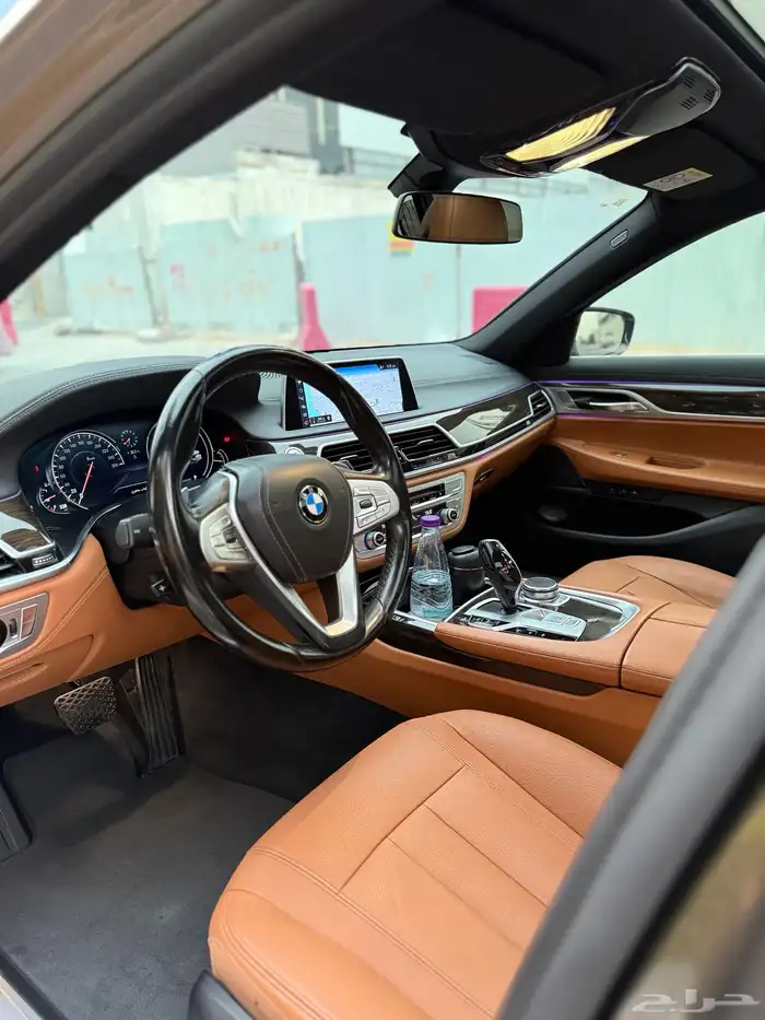 شبة وكالة BMW740L 16