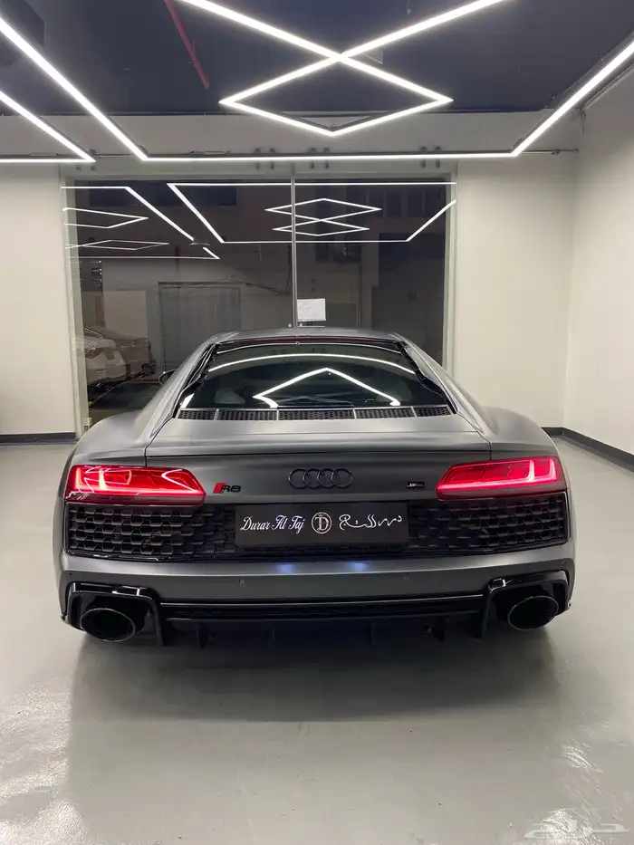 اودي R8 4