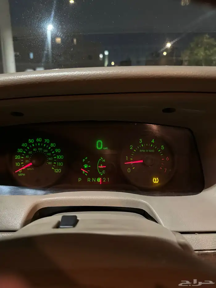 فورد قراند ماركيز 2009 فل كامل 30