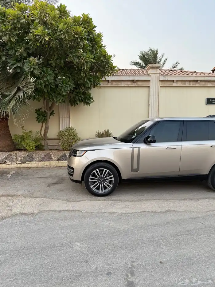 للبيع رنج روفر موديل 2023 HSE 6 سلندر وارد امريكا 14