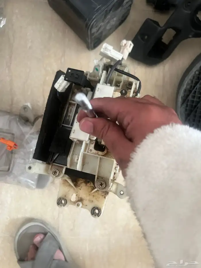 لكزس LS 1