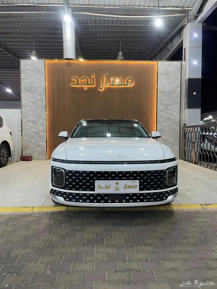 ازيرا موديل 2023 نص فل 0