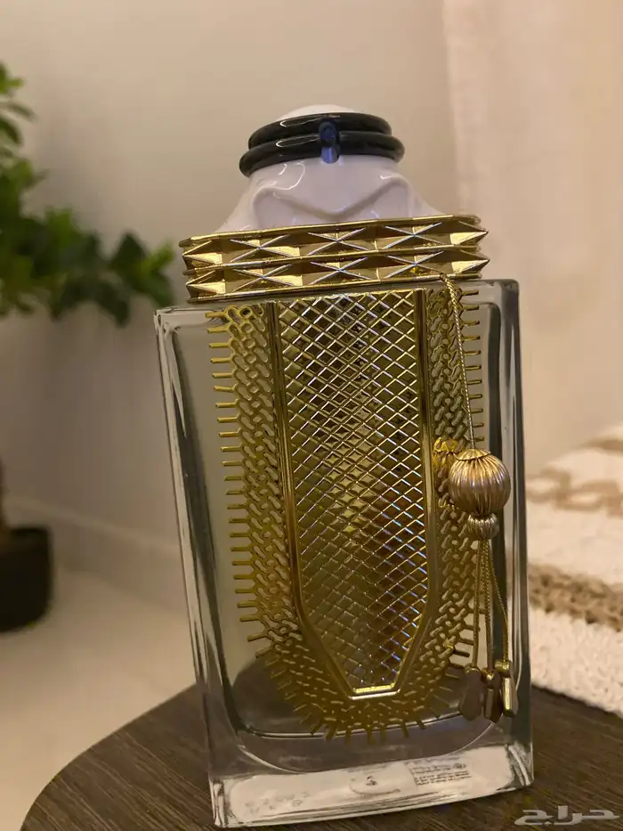مجموعة عطور شخصية مستخدمة للبيع 8
