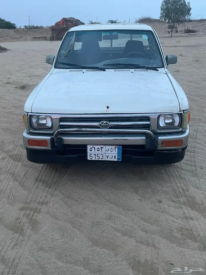 هايلوكس 94 3