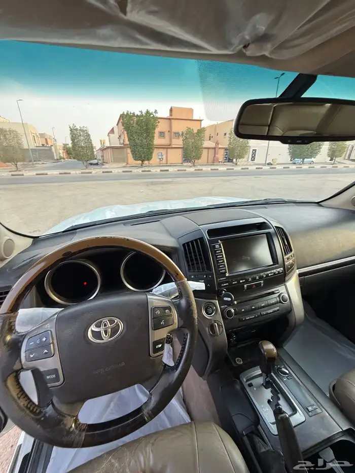 لاندكروزر VXR 2009 22