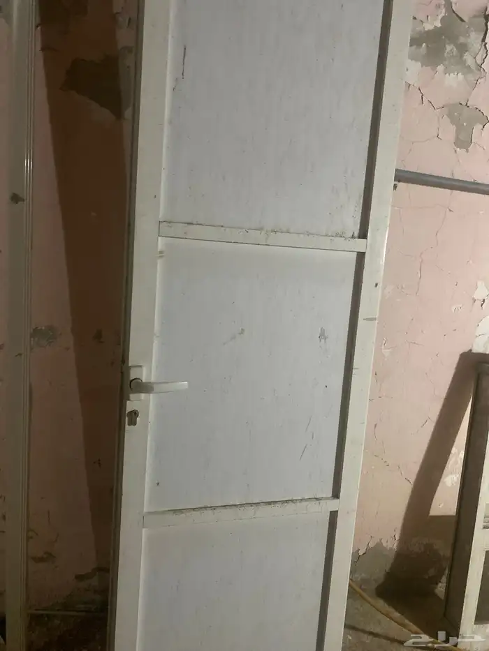 باب المنيوم 0