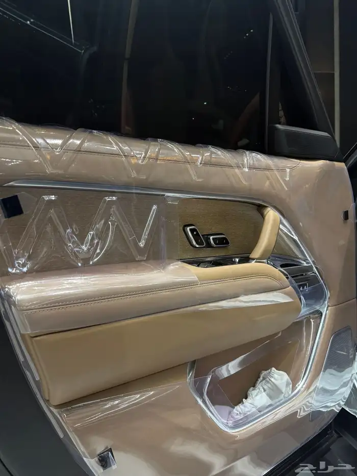 رنج روفر SV 2025 جديد بسعر خاص 10